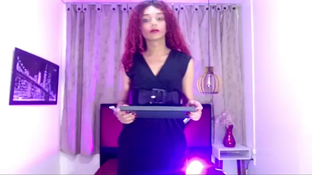 luisa__torres webcam