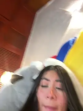 _MadiLee_ webcam
