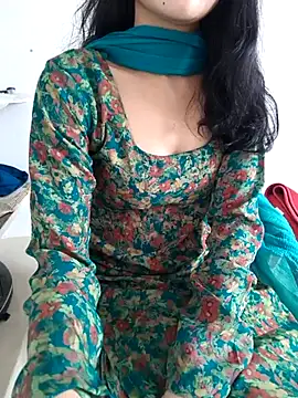 zoya_baby_ webcam