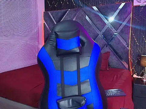 cameron_lux77 webcam