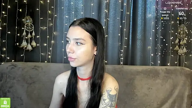 Amelia_skyy webcam