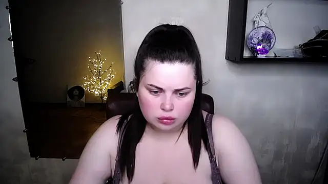 Emily_Mo webcam