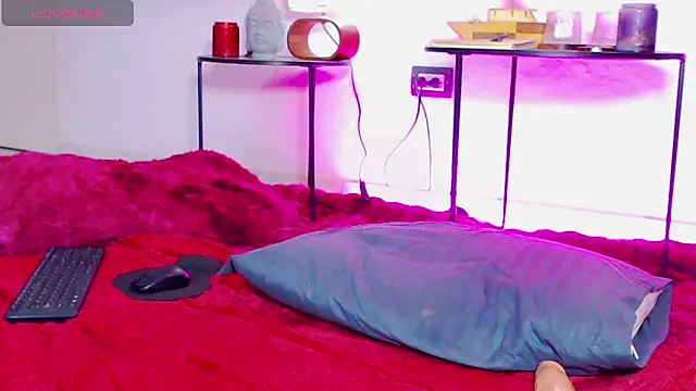 dark_sailent webcam