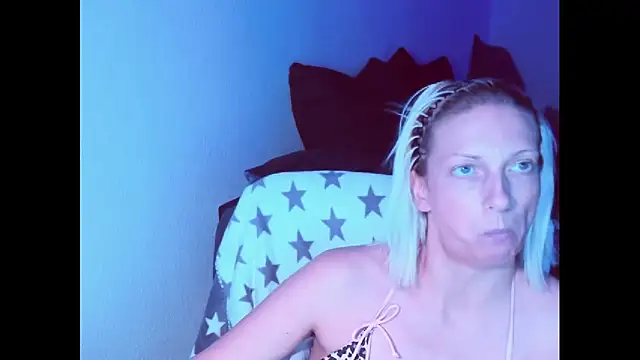 SexyJulia21 webcam