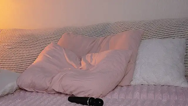 Lina_aww webcam