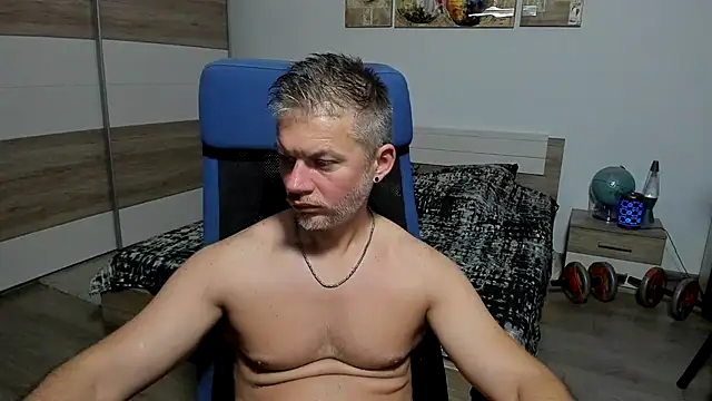 RobbyShawz live cam on StripChat