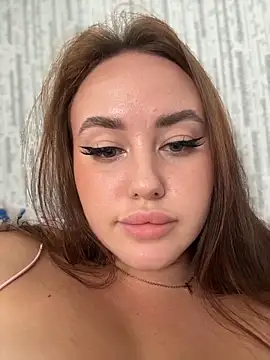 kirasunshine - KiraSunshine's free webcam - UK Sex Cams