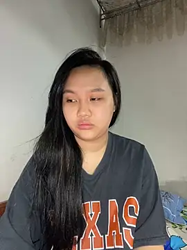 Almira6868 webcam