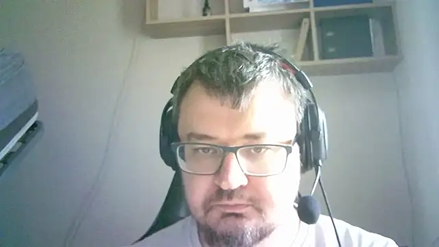 SirAbuser live cam on StripChat