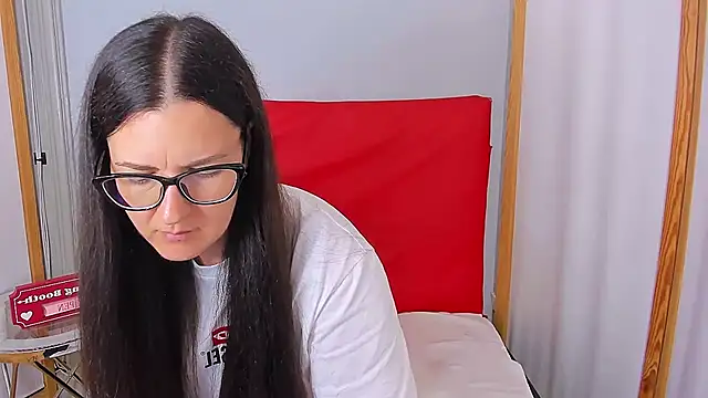 NadiaXlove webcam