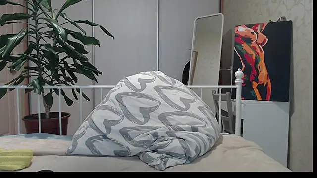 ShyEvaa webcam