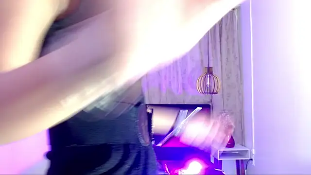 luisa__torres webcam