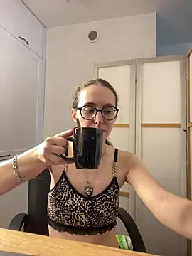 MartiniiSelenna webcam