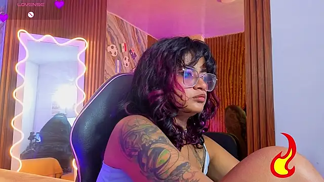 kristen_tay webcam