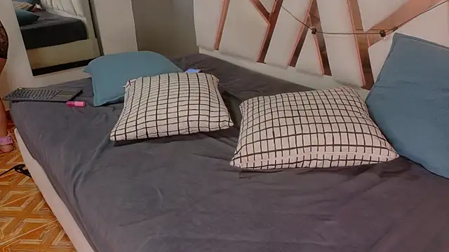 JenaCooper_ webcam