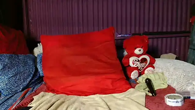 Bustyboobs02xx webcam