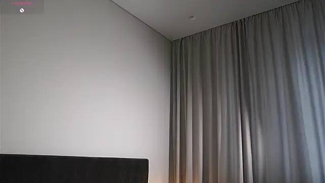 LettySlovacek webcam