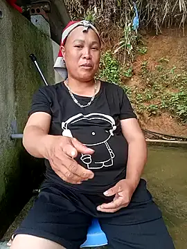 YeuAnhbigcock webcam