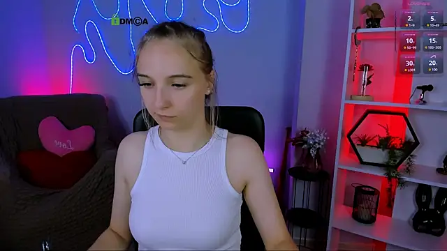 rebecca_smile webcam