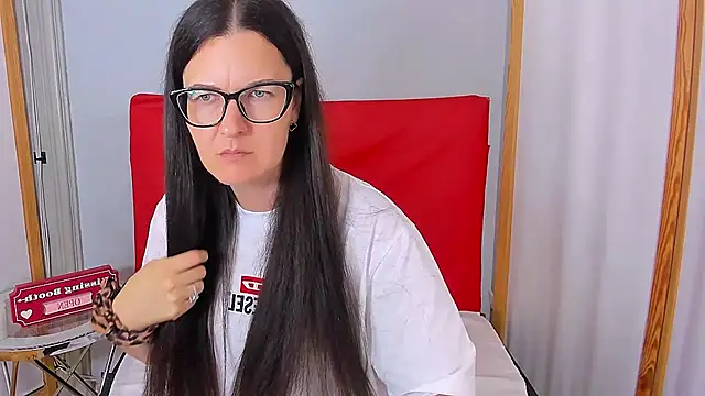 NadiaXlove webcam