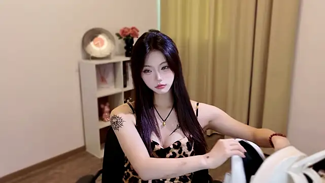 Sultry-01 webcam