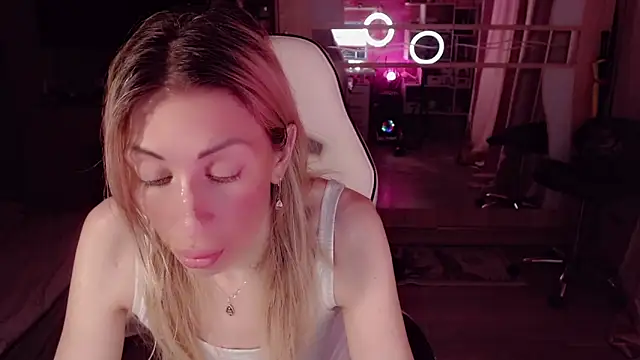 AnnieGOld_