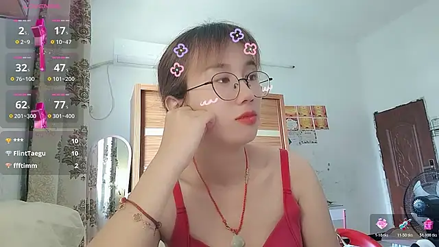 Lili_666 webcam