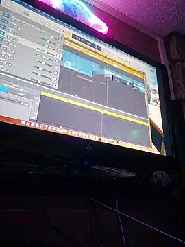 chronic_vibez webcam