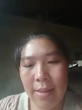 quynhkoolbae webcam