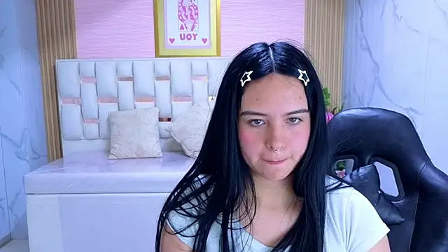 sarita_09_s webcam