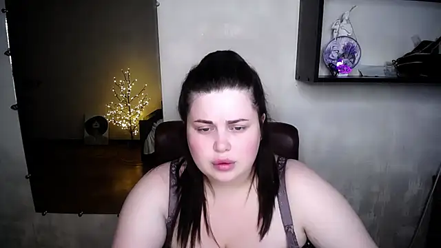 Emily_Mo webcam