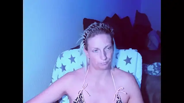 SexyJulia21 webcam