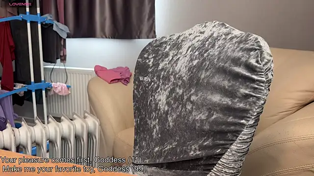 emily_is_here_ webcam