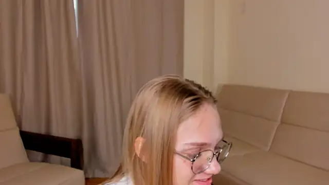 FemMantis webcam