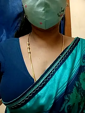 sushma26 Live Webcam on Stripchat