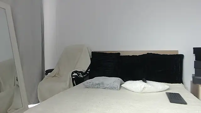Layla23a webcam