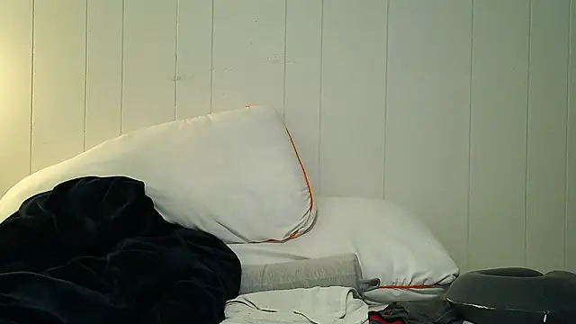 9VOLTT live sex cam