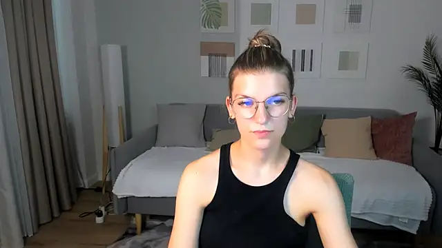 AnnaThorne webcam