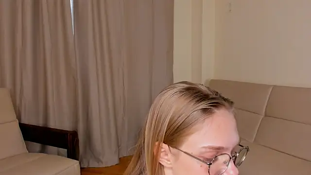 FemMantis webcam