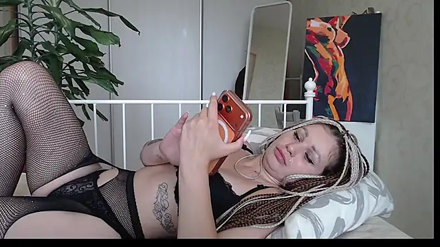 ShyEvaa webcam