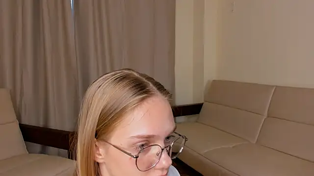 FemMantis webcam