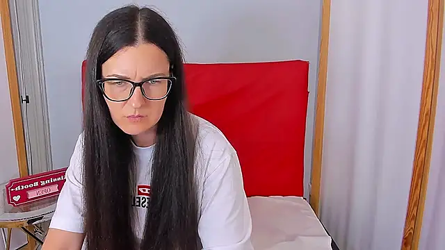 NadiaXlove webcam