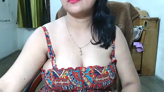 Cute_Mahi22 webcam