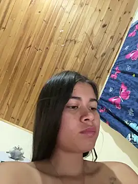 Kloe_1223 webcam