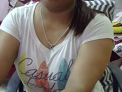 Bold_Pooja webcam