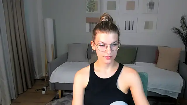 AnnaThorne webcam