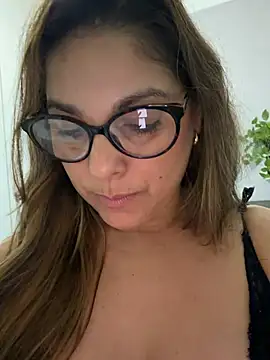 Mariiii_morena webcam