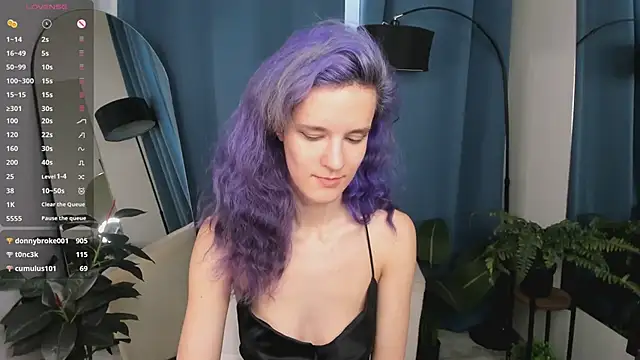 AuraLaunni webcam