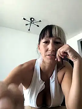 kendra_peach webcam