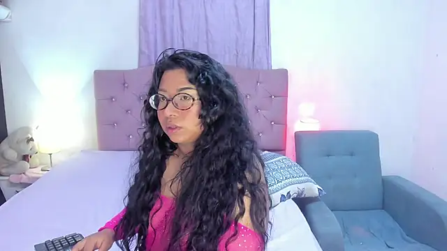 Latinabombsheell webcam